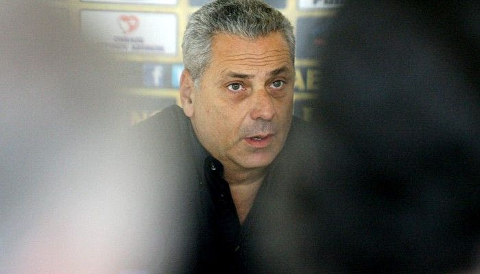 Ο εντιμότατος κύριος πρόεδρος της ΑΕΚ…