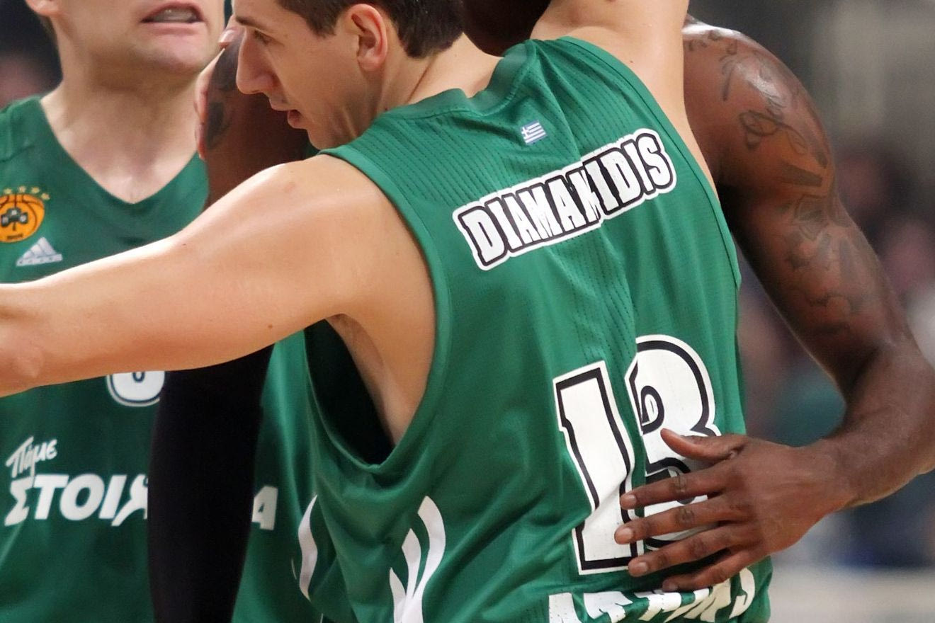 Βρίσκονται με κλειστά μάτια Διαμαντίδης και Λάσμε