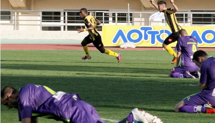 Χαμόγελα και πίκρες στις καθυστερήσεις