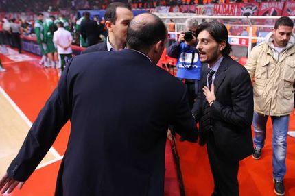 Γιαννακόπουλος: “Ελάτε να τα βρούμε”