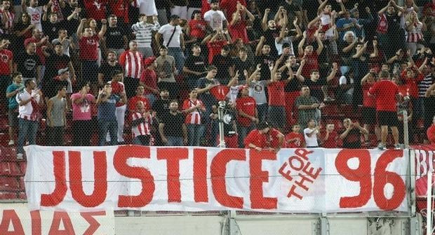 Οι οργανωμένοι της Λίβερπουλ δεν ξέχασαν την τραγωδία