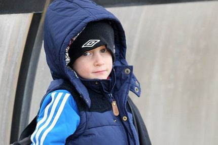 Το μήλο κάτω από τη μηλιά