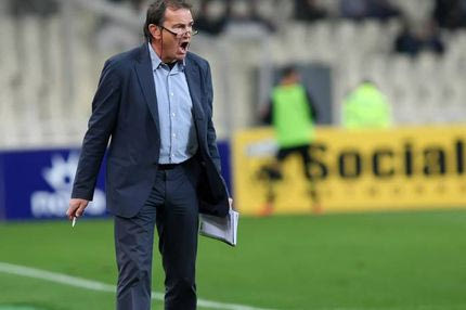 Λίνεν: “Θέατρο του παραλόγου!”