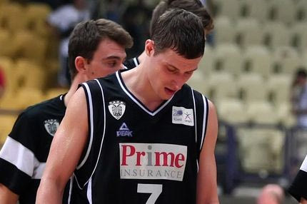 Ο ΜακΓκραθ… πλήρωσε ΙΚΑ και Εφορία