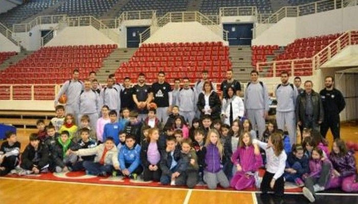 Προπόνηση χωρίς Παπαδόπουλο, αλλά με… μαθητές