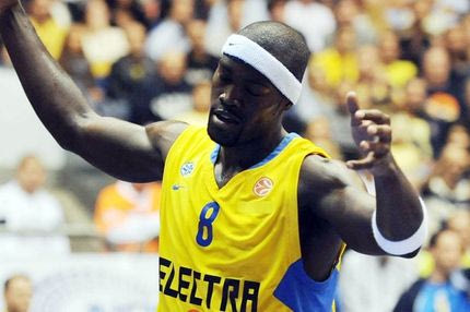 Υπέγραψε ο Πέρκινς