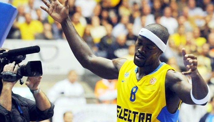 Κοντά στον Πέρκινς ο Ολυμπιακός