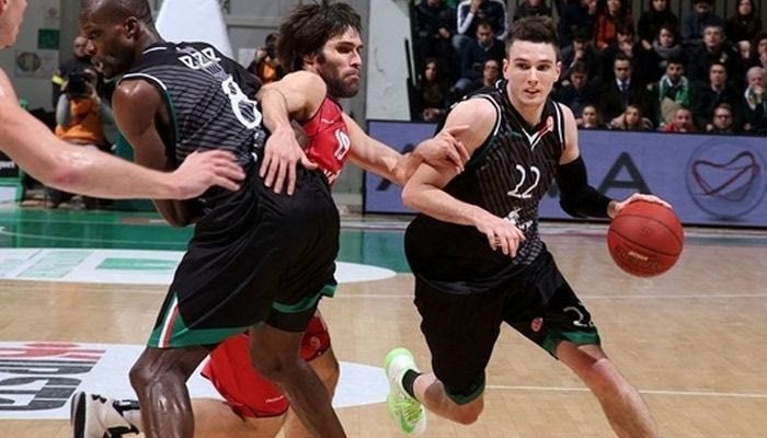 Σιένα – Κάχα Λαμποράλ 85-74