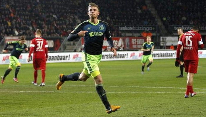 25η αγ.: Ο Άγιαξ έθεσε νοκ-άουτ την Τβέντε