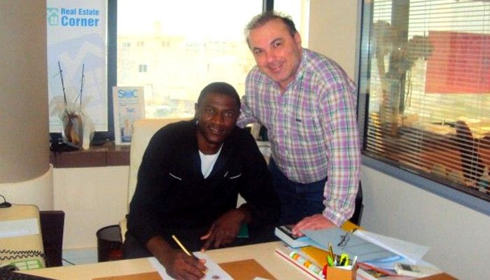 Υπέγραψε και ανακοινώθηκε ο Αλάμπι