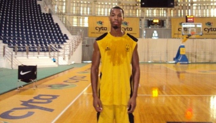 Άουτερμπριτζ: “Δουλεύουμε σκληρά για την παραμονή”