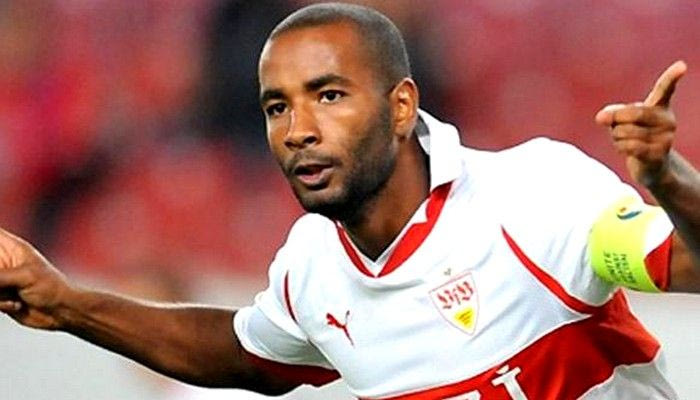 Ανανέωσε ο Κακάου