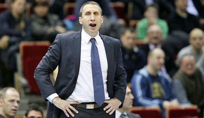 Μπλατ: “Πολύ δυνατός και φέτος ο Ολυμπιακός”