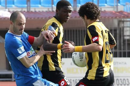 Έχασε έδαφος ο Εργοτέλης, τον πλησιάζουν Ολυμπιακός Βόλου και ΑΕΛ