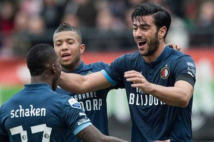 25η αγ.: Περίπατος της Φέγενορντ με σόου του Μπούτιους