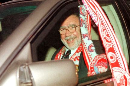 “Γελάει ο Κόκκαλης”