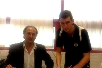 Επαγγελματικό συμβόλαιο ο Λιάπης