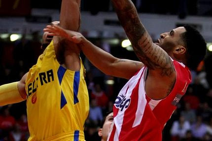 Ολυμπιακός – Μακάμπι 67-73