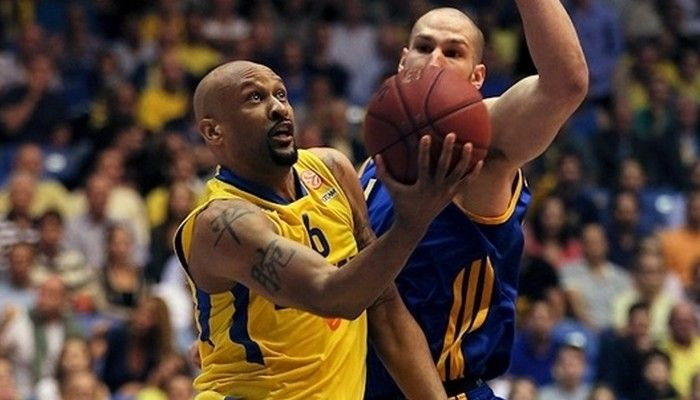 Mακάμπι-Μπεσίκτας 101-58
