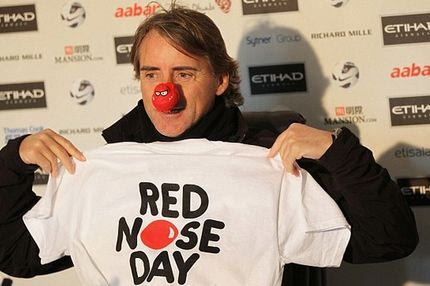 Με… κόκκινη μύτη σε συνέντευξη ο Μαντσίνι