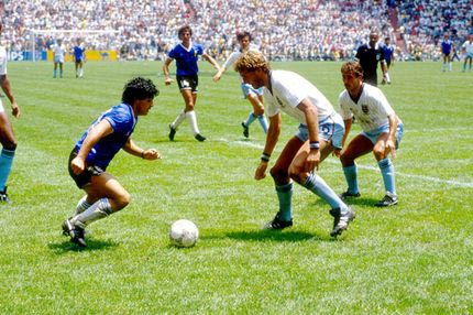 Μαραντόνα γιατί…