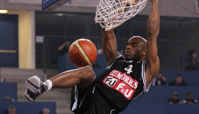 “Αρέσει” ο Μονρό