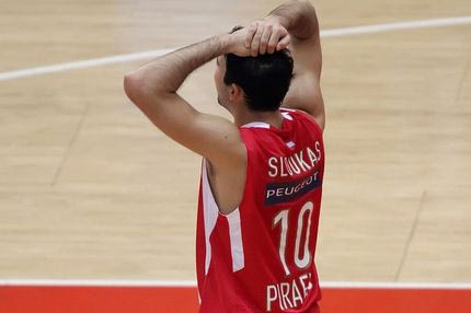 Ολυμπιακός – Μπαρτσελόνα 77-90