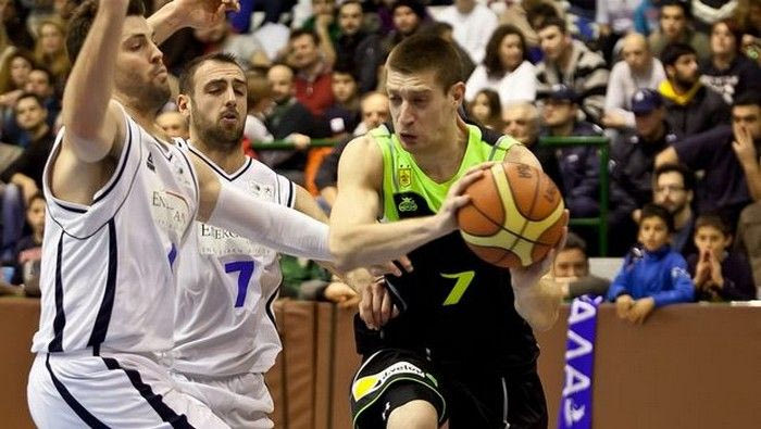 Εκτός και ο Πελεκάνος με Ολυμπιακό