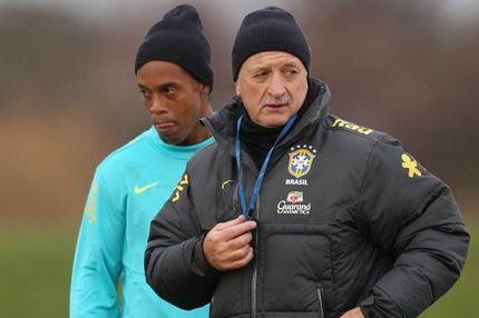 Έξω ο Ροναλντίνιο, μέσα ο Ντιέγο Κόστα για τα φιλικά με Ιταλία και Ρωσία