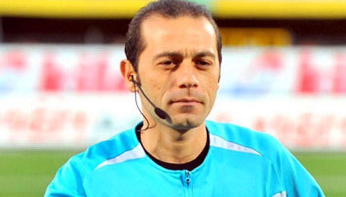 H UEFA στηρίζει τον Τσακίρ