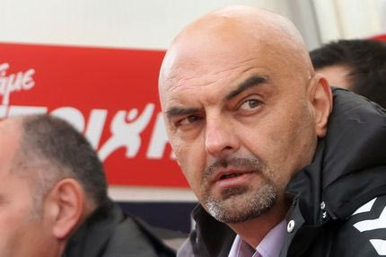 Τέλος ο Βέλιτς και ο Καζναφέρης