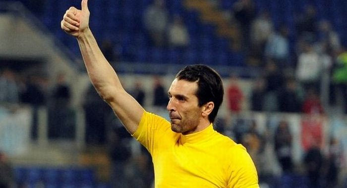 Μπουφόν: “Τυφλοί ήταν στη Γιουνάιτεντ με τον Πογκμπά;”