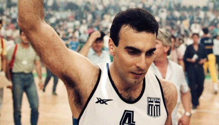 Μπουτάρης: “Να ονομαστεί Νίκος Γκάλης το “Παλέ”