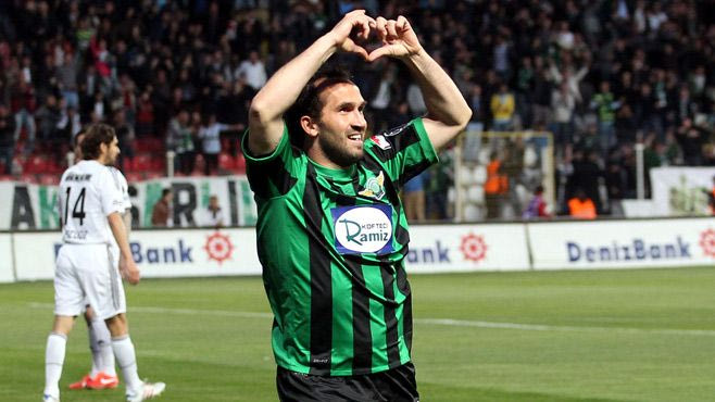 Ο Θεός Φάνης Γκέκας!