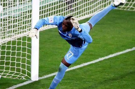 Ο Ιτάνζ και οι δύο ξένοι γκολκίπερ