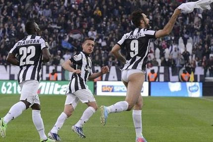 Έμεινε με τα εσώρουχα ο Βούτσινιτς