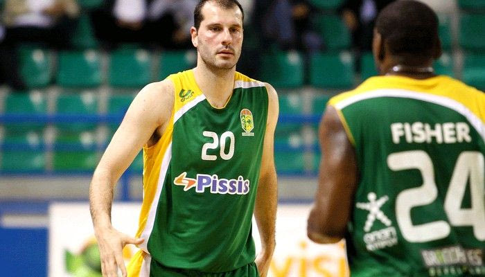 Πρωταθλητής στην Κύπρο ο Κακιούζης