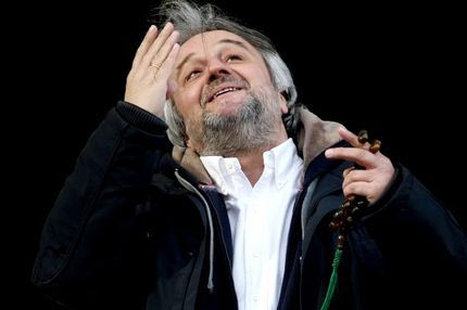 Η Πρωταπριλιά του Βιντιάδη και ο ανεξέλεγκτος Κομπότης