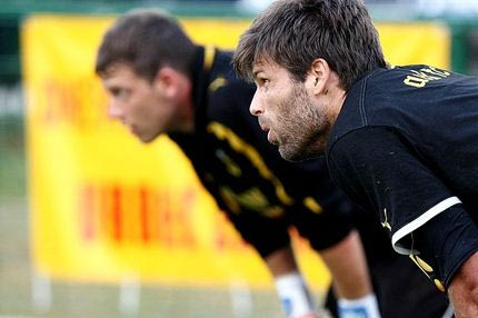 Ανανέωσε ο Κωνσταντόπουλος