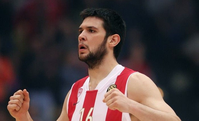 Αύξηση 100% ζητάει ο Παπανικολάου