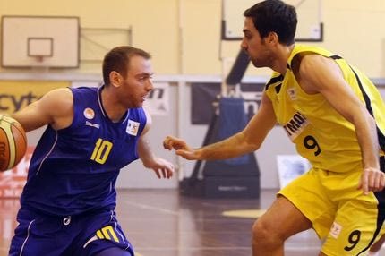 Για μια θέση στην κατηγορία Ηλυσιακός και Περιστέρι