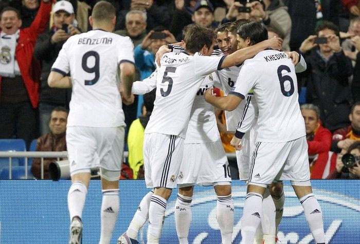 Χορηγία-μαμούθ