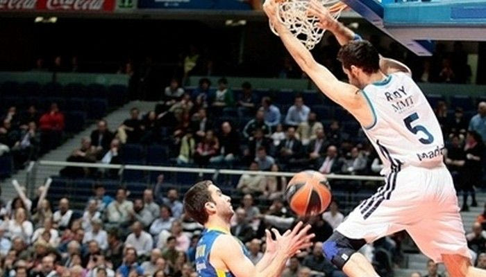 Ρεάλ-Μακάμπι 79-53