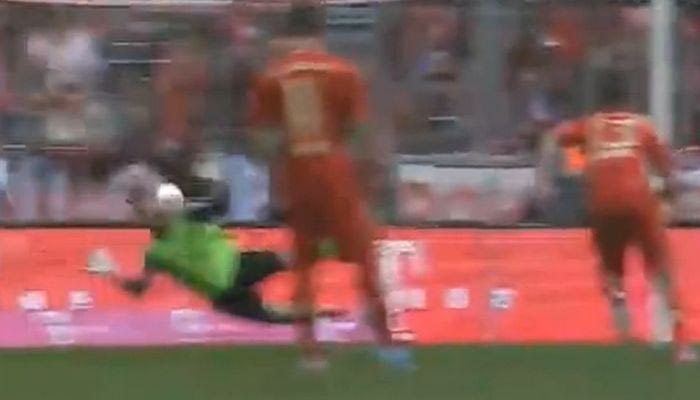 Απέκρουσε πέναλτι με το πρόσωπο