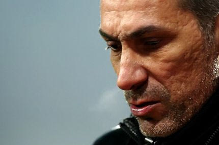 Κορώνα γράμματα για Δώνη