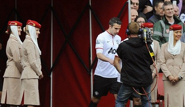 Ο Φαν Πέρσι μπέρδεψε τα αποδυτήρια στο “Έμιρεϊτς”