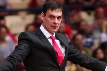 Μπαρτζώκας: “Καταλαβαίνω τους παίκτες μας”. Γιαπλές: “Εχουμε αδειάσει”