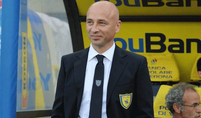 Τέλος από Κιέβο ο Κορίνι