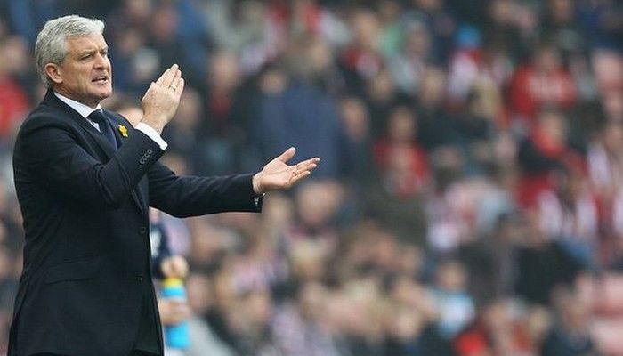 Χιουζ, ο αντικαταστάτης του Πιούλις