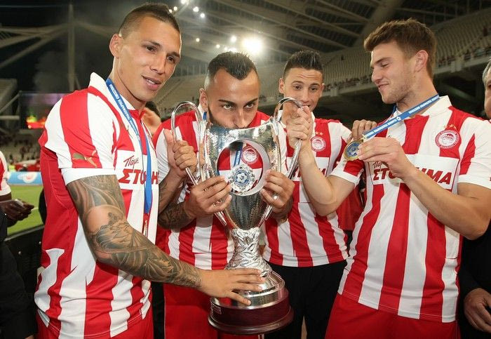 Οι κούπες και οι αποφάσεις…